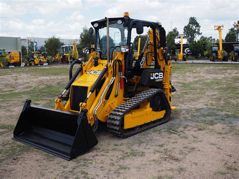 jcb backhoe review